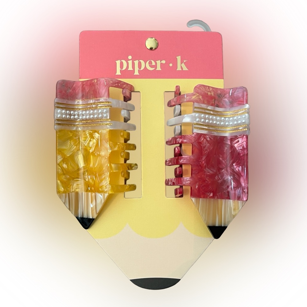 NWT  🩷✏️💛 Viral Piper K Back to school pencils shaped hair claw clips set of 2